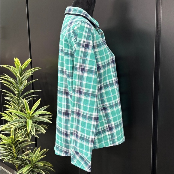 GARAGE Fleece Lined,plaid flannel shacket/top, hip pockets,snap up, heavy,warm - Picture 6 of 11